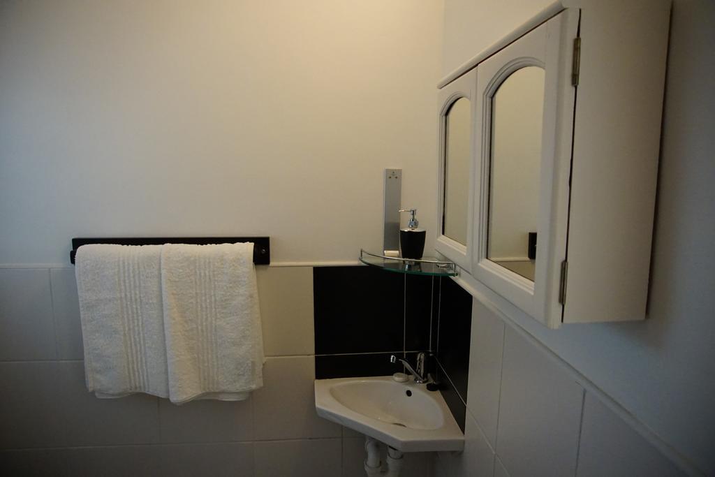 Two Door Cottage Le Cap Chambre photo